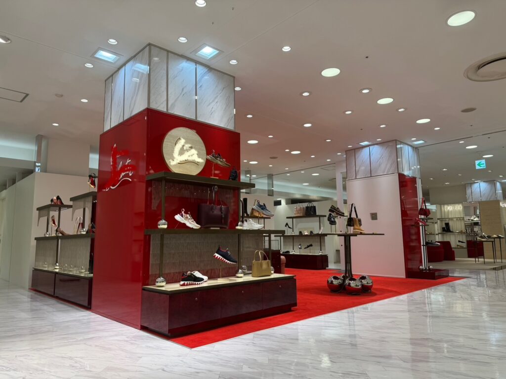 名古屋百貨店内C様仮設店舗